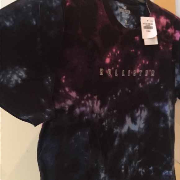 **SOLD**Hollister Curved Hem Guys Tie Dye Top - Picture 2 of 13